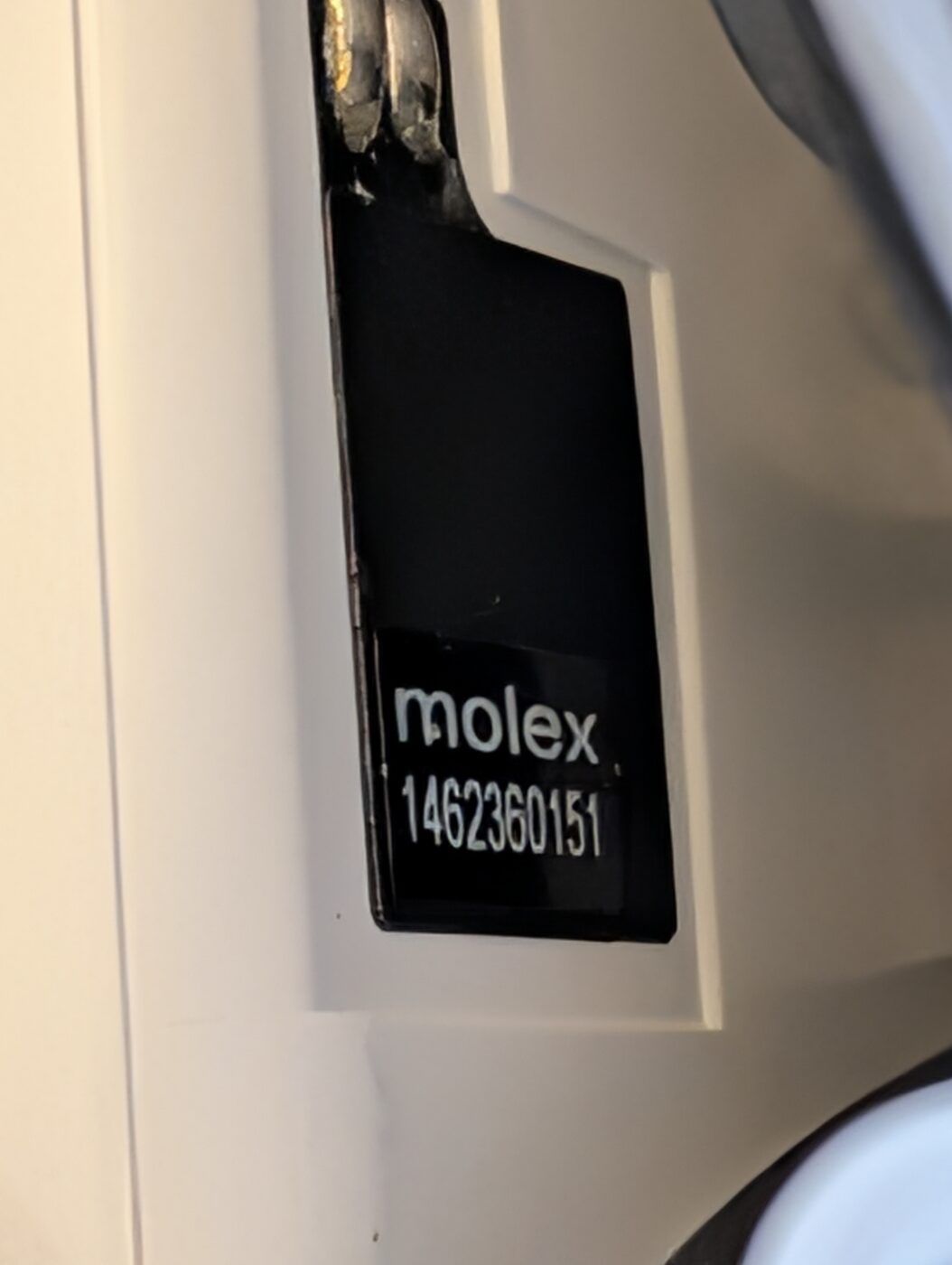 One cartridge bay's NFC antenna — a Molex 1462360151 flex. Each bay has its own, and both feed the single ST25R3918. That is exactly the problem the antenna switching solves.